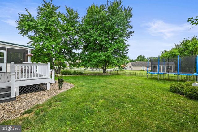 43 PEMBERTON DR, East Berlin, PA 17316