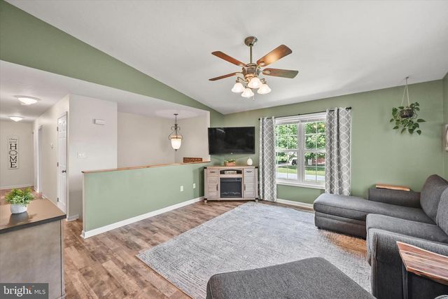 43 PEMBERTON DR, East Berlin, PA 17316
