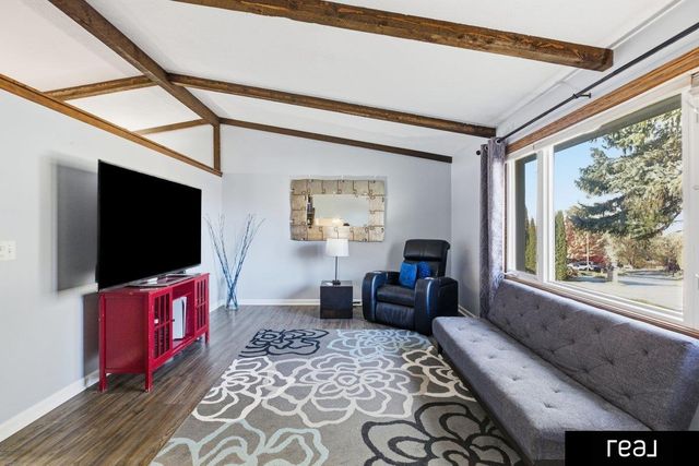 1242 S 164th Avenue, Omaha, NE 68130