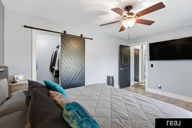 1242 S 164th Avenue, Omaha, NE 68130