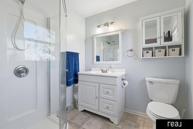 1242 S 164th Avenue, Omaha, NE 68130