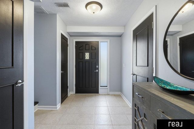 1242 S 164th Avenue, Omaha, NE 68130