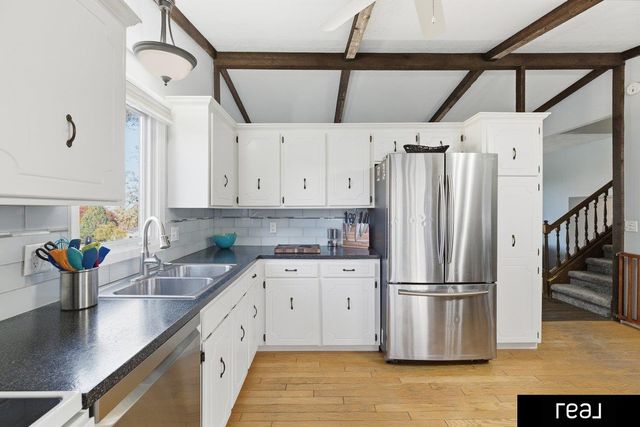 1242 S 164th Avenue, Omaha, NE 68130