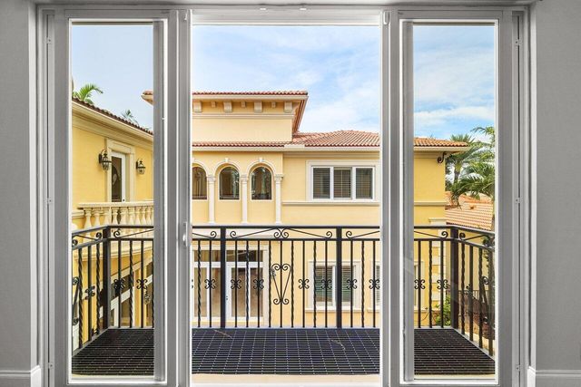 17387 Balaria Street, Boca Raton, FL 33496