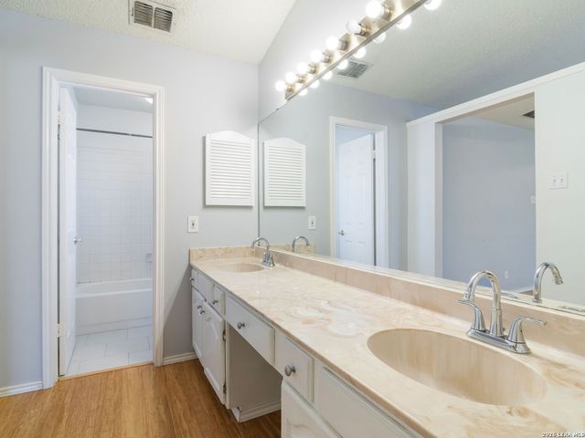 1913 Creek Mountain, San Antonio, TX 78259