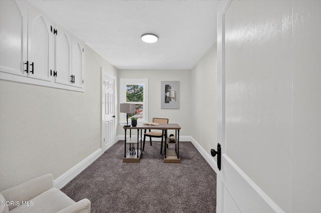 5638 Douglas Road, Toledo, OH 43613