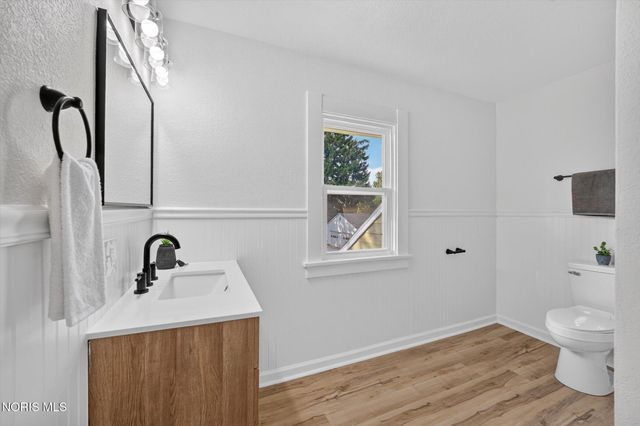 5638 Douglas Road, Toledo, OH 43613