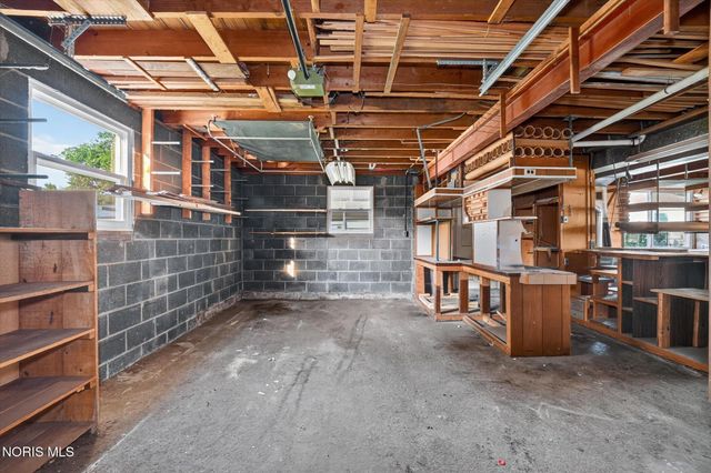 5638 Douglas Road, Toledo, OH 43613