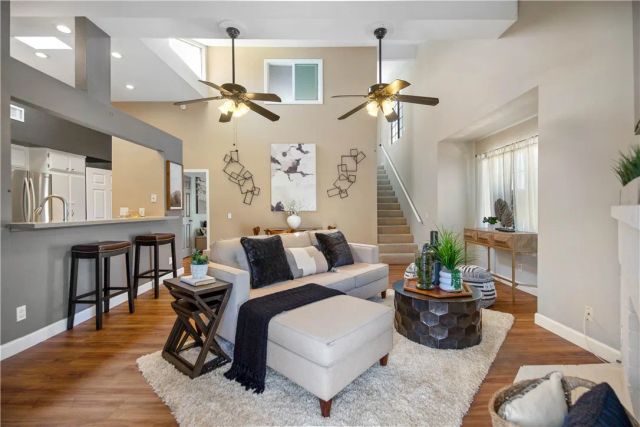 345 Avocado 201A, Costa Mesa, CA 92627