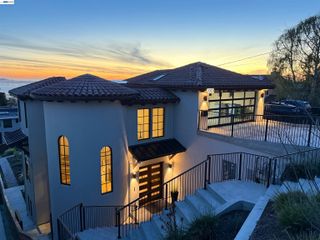 1024 Grizzly Peak Blvd, Berkeley, CA 94708