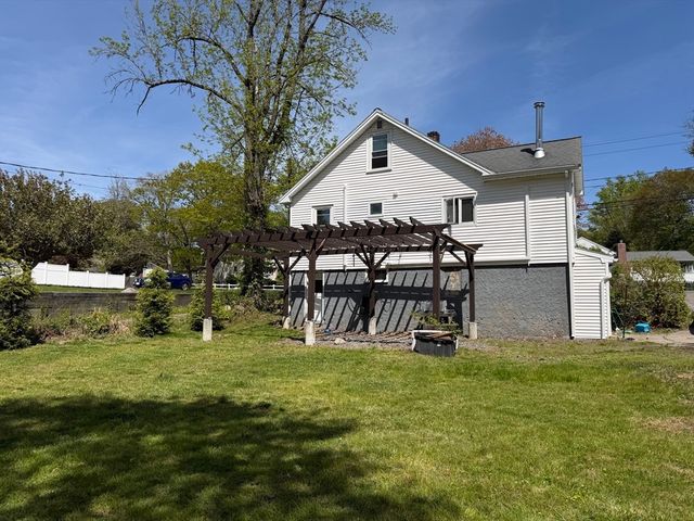 437 Summer St, Weymouth, MA 02188