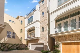 6018 Maxie Street E, Houston, TX 77007