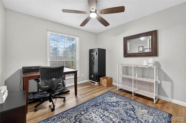 1511 Hampton Hall Drive 17, Chesterfield, MO 63017