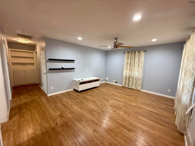 2101 JONES STREET, Wichita Falls, TX 76301