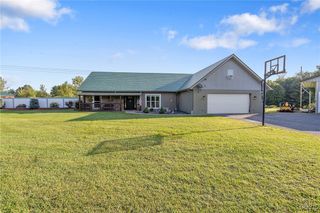 484 Chesbro Road, Schroeppel, NY 13132