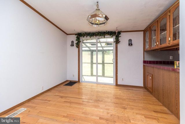 2419 SANATOGA RD, Pottstown, PA 19464