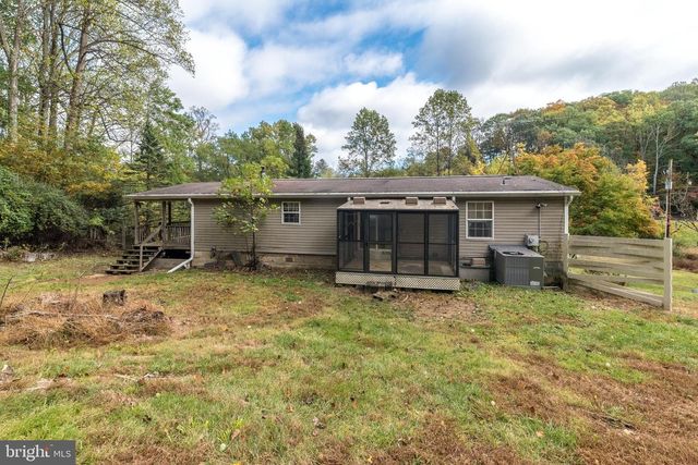 2419 SANATOGA RD, Pottstown, PA 19464