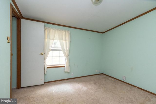 2419 SANATOGA RD, Pottstown, PA 19464