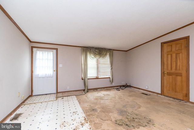 2419 SANATOGA RD, Pottstown, PA 19464