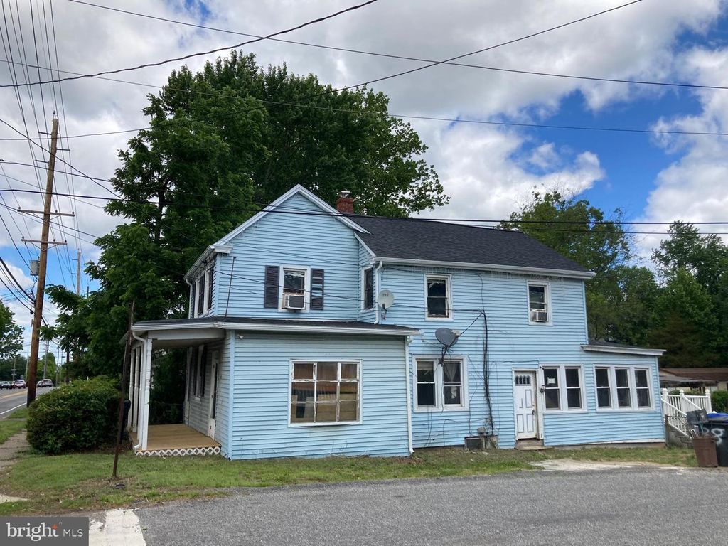 41 S BRIDGEBORO ST, Delran, NJ 08075