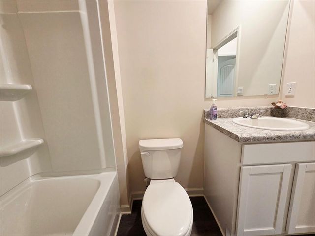 274 Walnut Grove Way, Pendergrass, GA 30567