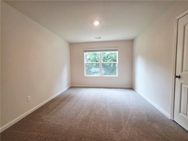 274 Walnut Grove Way, Pendergrass, GA 30567