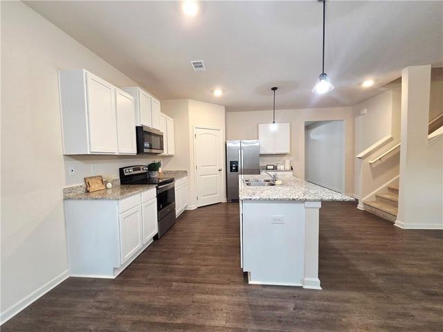 274 Walnut Grove Way, Pendergrass, GA 30567