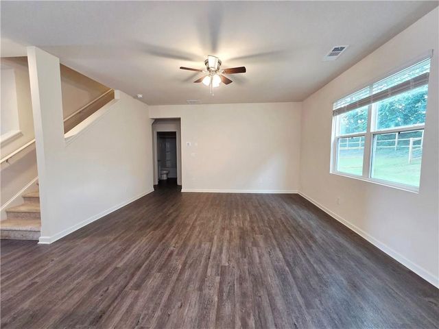 274 Walnut Grove Way, Pendergrass, GA 30567