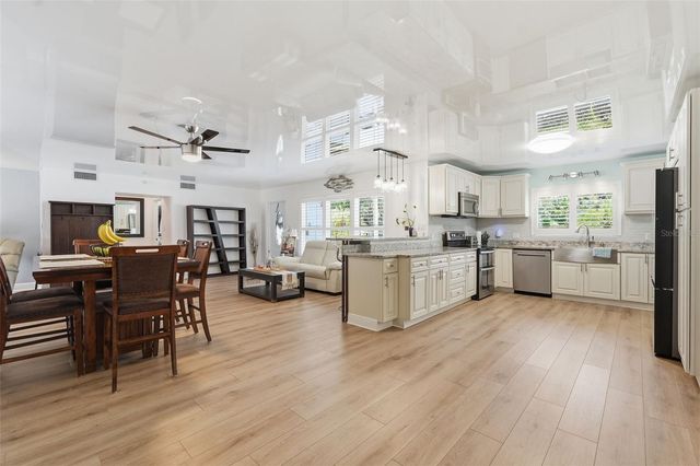 2900 PARK STREET N, St Petersburg, FL 33710