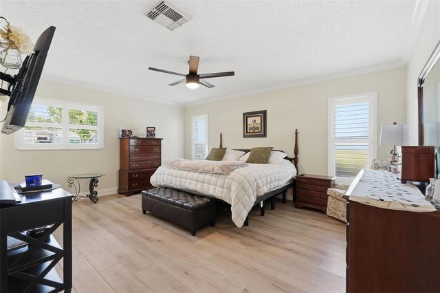 2900 PARK STREET N, St Petersburg, FL 33710
