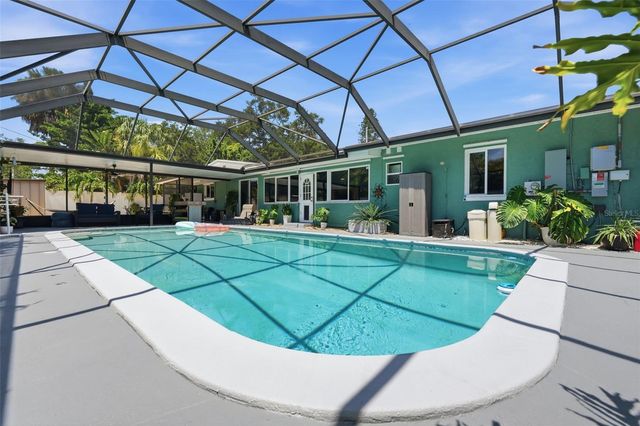 2900 PARK STREET N, St Petersburg, FL 33710