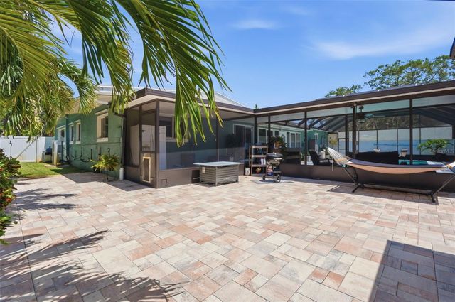 2900 PARK STREET N, St Petersburg, FL 33710