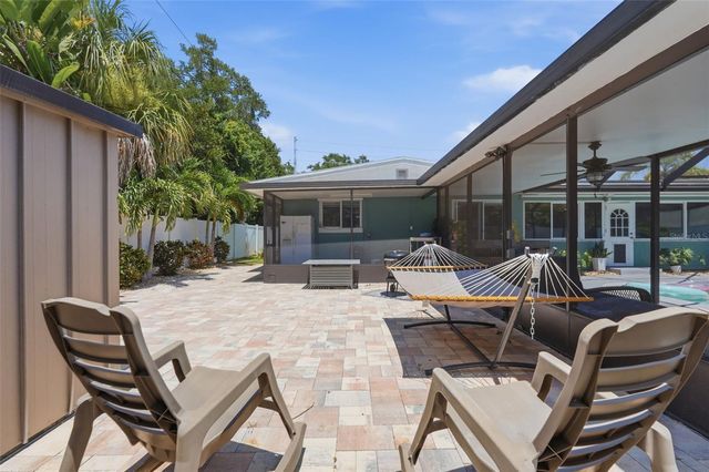 2900 PARK STREET N, St Petersburg, FL 33710