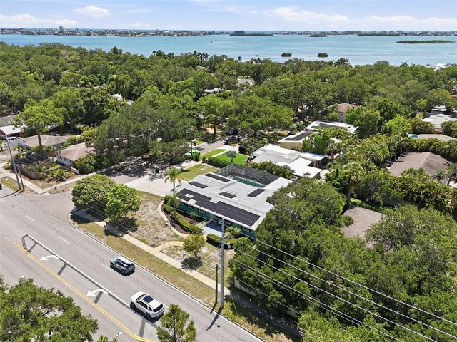 2900 PARK STREET N, St Petersburg, FL 33710