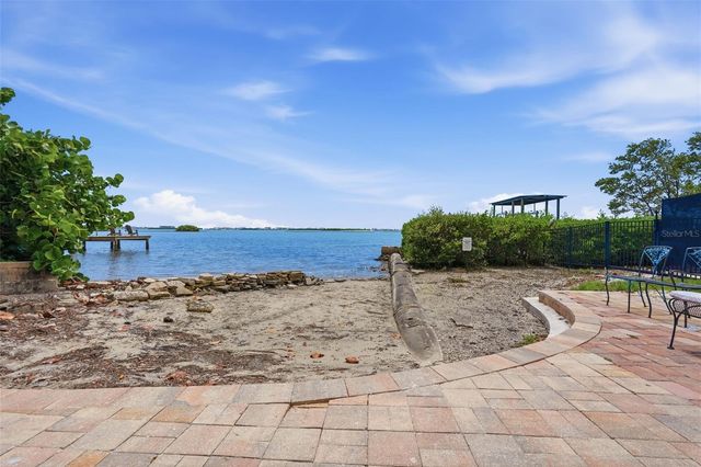 2900 PARK STREET N, St Petersburg, FL 33710