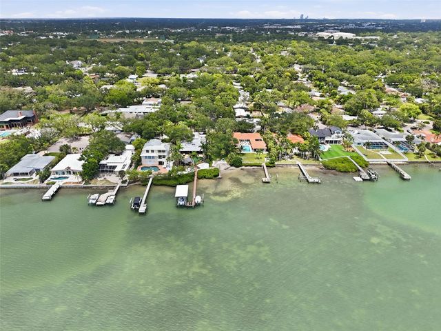 2900 PARK STREET N, St Petersburg, FL 33710