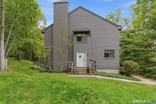 194 Conestoga Way 194, Glastonbury, CT 06033