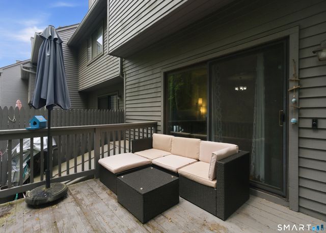 194 Conestoga Way 194, Glastonbury, CT 06033