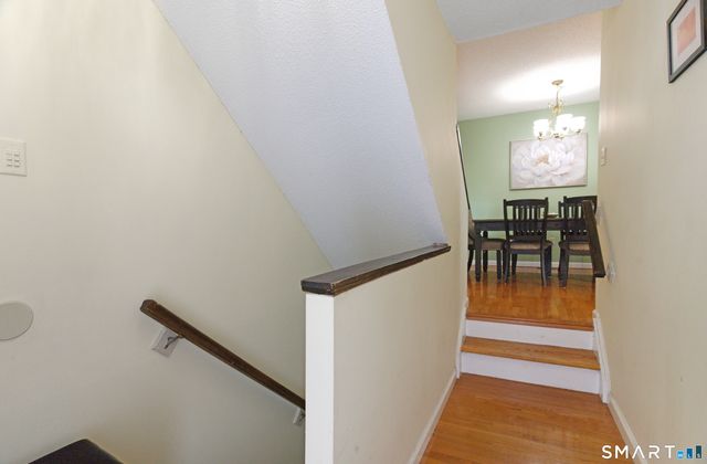 194 Conestoga Way 194, Glastonbury, CT 06033