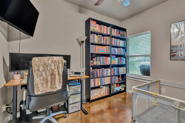 609 N Cummings Drive, Alvarado, TX 76009
