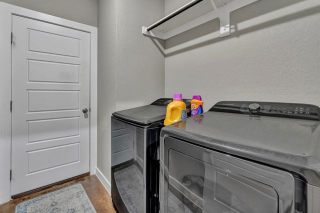 609 N Cummings Drive, Alvarado, TX 76009