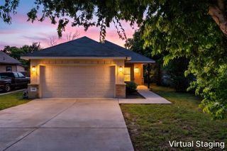 609 N Cummings Drive, Alvarado, TX 76009