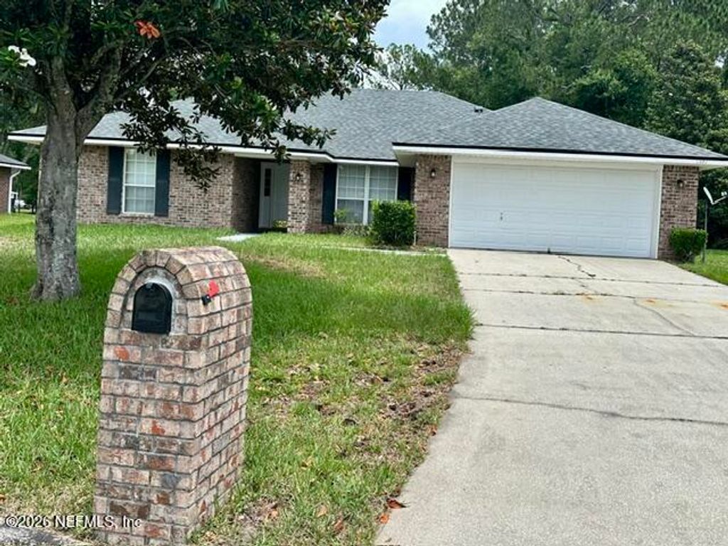 1301 MCGRITS CREEK Drive E, Jacksonville, FL 32221
