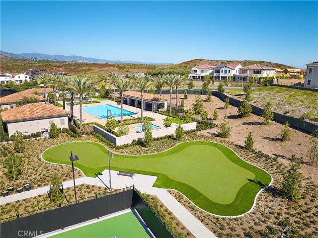 207 Mistwater, Irvine, CA 92618