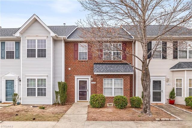 1640 Olivers Crossing Circle, Winston-salem, NC 27127