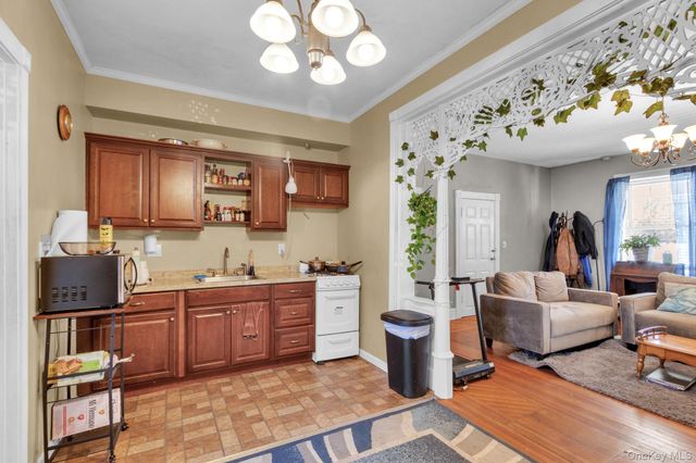 171 6th Street, Verplanck, NY 10596