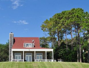 8614 Ocean Drive, Beach City, TX 77523