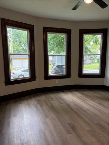9 Glenwood Avenue, Dayton, OH 45405