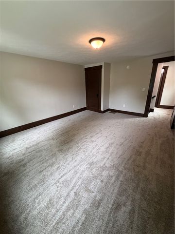 9 Glenwood Avenue, Dayton, OH 45405