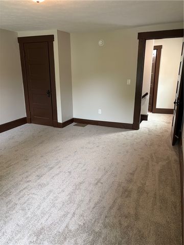 9 Glenwood Avenue, Dayton, OH 45405